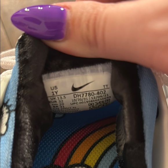 Nike Kids Blue Hello Kitty Sneakers - 1Y - Picture 2 of 4